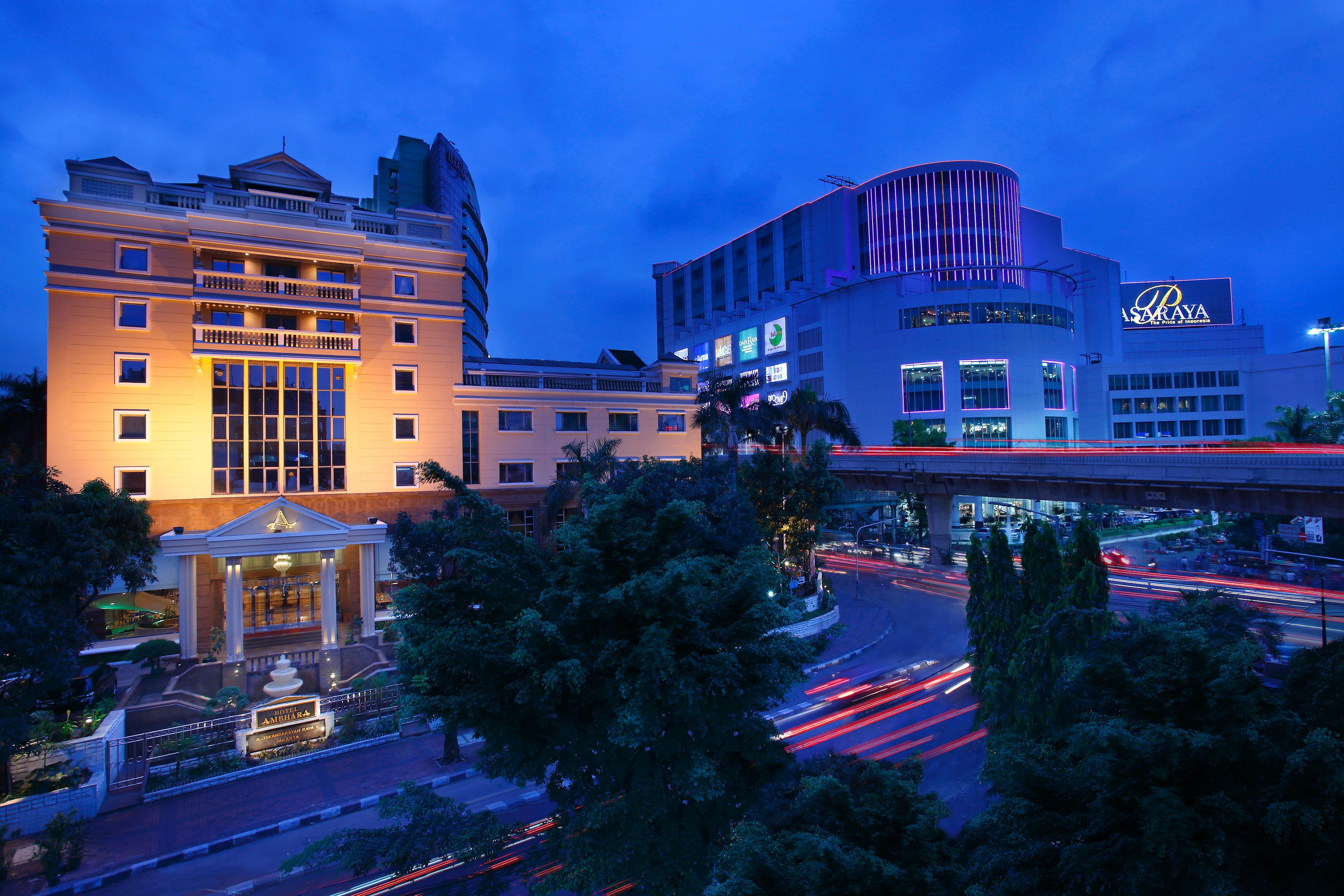 Ambhara Hotel Jakarta Exterior photo